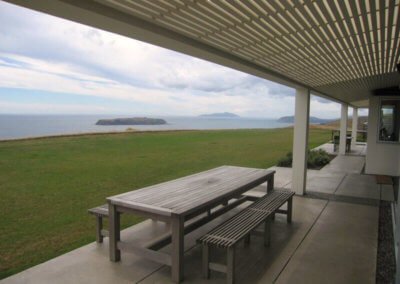 BOOM ROCK HOME ocean view and islands